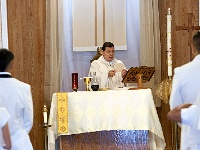 2014MAY17 -  O5H1016 - 4x6 or 8x10  You can order photo through FotoMoto by clicking the shopping cart icon on the bottom right. Ordered images will be higher resolution and color corrected.