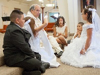 2015MAY02B -  O5H6240 - 4x6 or 8x10  You can order photo through FotoMoto by clicking the shopping cart icon on the bottom right. Ordered images will be higher resolution and color corrected.