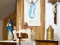 2016MAY14B -  O5H3251 - 4x6 or 8x10  You can order photo through FotoMoto by clicking the shopping cart icon on the bottom right. Ordered images will be higher resolution and color corrected.